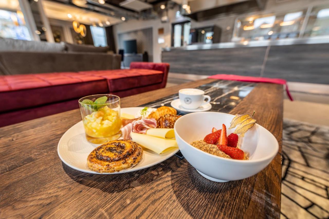 Hotel apartamentowy Maseven Messe Trudering 4*